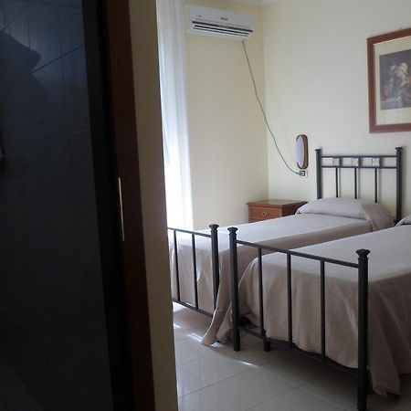 Albergo Miramonte Vibo Valentia Kültér fotó