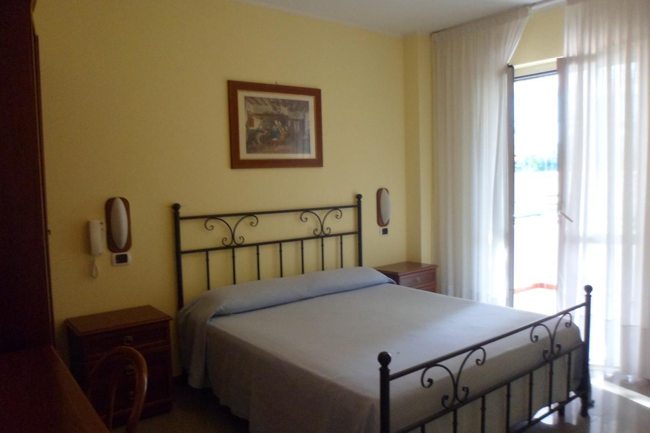 Albergo Miramonte Vibo Valentia Kültér fotó